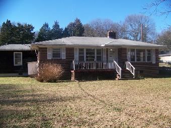 110 Fork Shoals Rd, Greenville, SC 29605