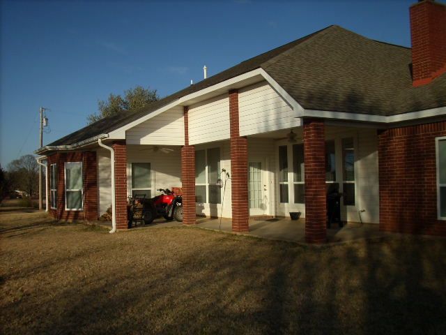 356 N. 104, Hope, AR 71801