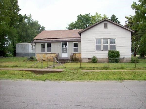 E 1St St, Mountain View, MO 65548