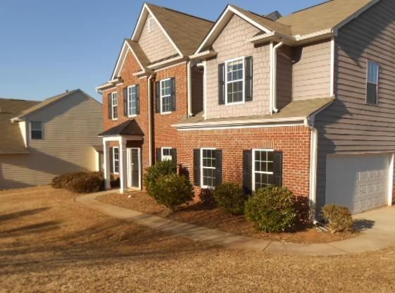 5517 Babbling View, Fairburn, GA 30213