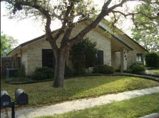 202 Magdalena Dr, Victoria, TX 77904