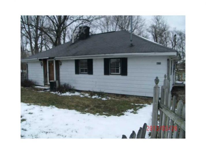 8870 N 300 E, Morristown, IN 46161