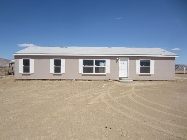 32180 Lake Street, Lucerne Valley, CA 92356