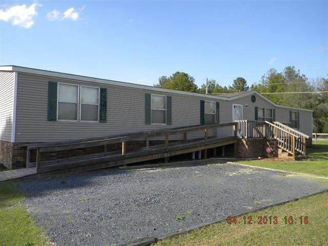 110 Meadowfield Cir, Aberdeen, NC 28315