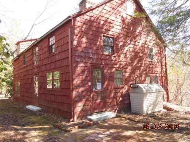 5 Ladder Hill Rd S, Weston, CT 06883