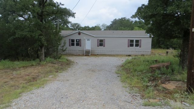 366 Twin Oaks Rd, Mineral Wells, TX 76067