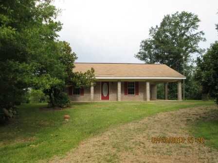 373 Sullivan Rd N, Mount Olive, MS 39119