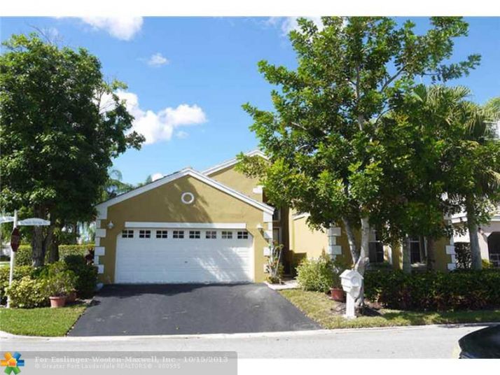 287 BERMUDA SPRINGS DR, Fort Lauderdale, FL 33326