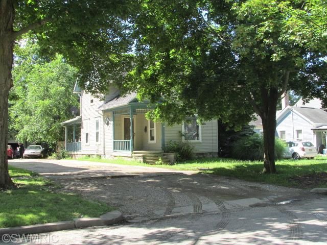 415 W Green St, Marshall, MI 49068