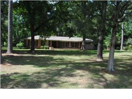 5485 Coosada Rd, Coosada, AL 36020