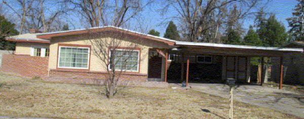 1408 S Country Club Cir, Carlsbad, NM 88220