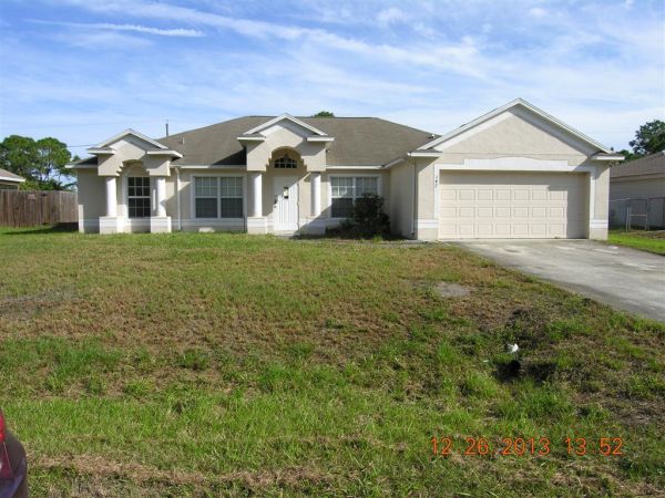 147 Ne Chestnut Ave, Palm Bay, FL 32907