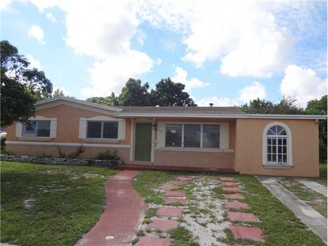 1370 NW 192 TE, Miami, FL 33169