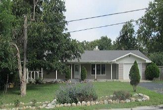 103 E Lark St, Ozark, MO 65721