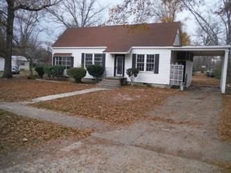 515 N  West Avenue, Durant, MS 39063