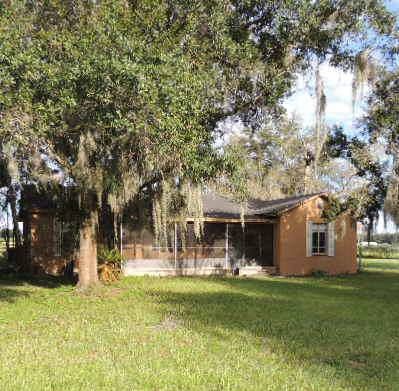 3002 Lewis Rd, Dover, FL 33527