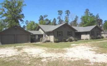 63053 Pine Acres Rd, Lacombe, LA 70445