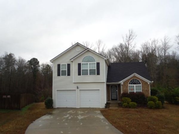 4322 Beaver Tree Street, Loganville, GA 30052