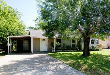 2925 Oklahoma Ave, Bryan, TX 77803