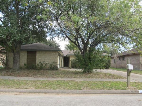 21226 Fernhollow Ln, Spring, TX 77388