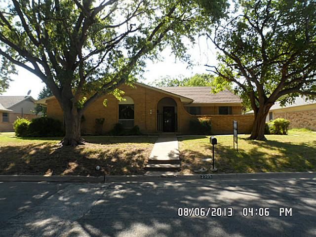 2305 Vanderbilt Ct, Denton, TX 76201