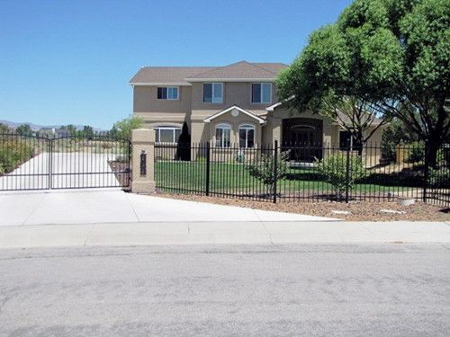 131 Hillcrest Circle, Dayton, NV 89403