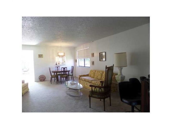 10433 SUNRISE LAKES BL # 201, Fort Lauderdale, FL 33322