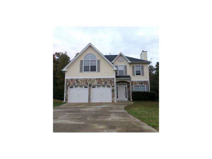 4026 Robin Circle, Atlanta, GA 30349