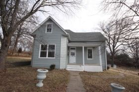 804 N 4th St, Sainte Genevieve, MO 63670