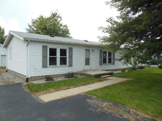 51 Rice Dr, New Vienna, OH 45159