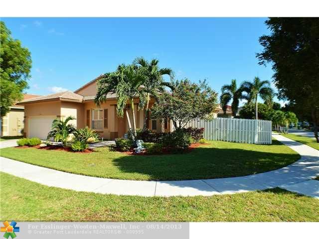 13113 SW 23RD ST, Hollywood, FL 33027