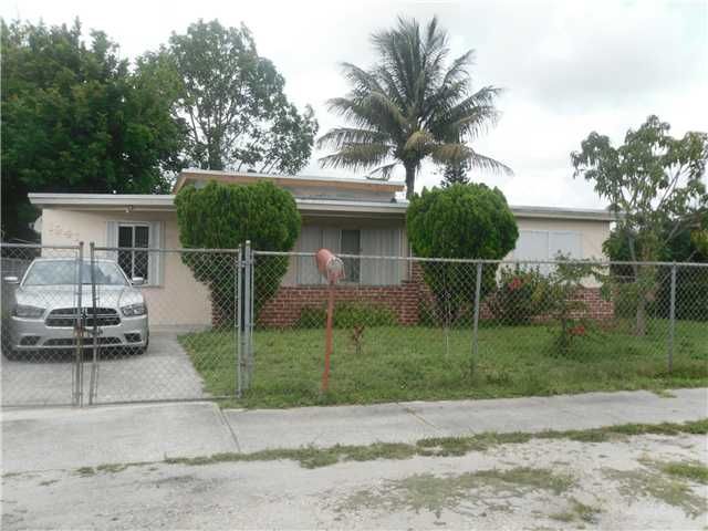 1941 NW 83 TE, Miami, FL 33147