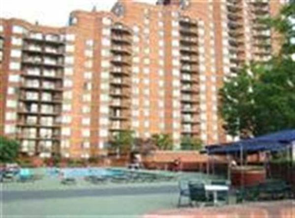 510 HARMON COVE TOWER #510, Secaucus, NJ 07094