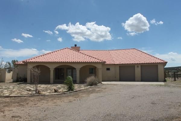 14 Bandolero Rd, Edgewood, NM 87015