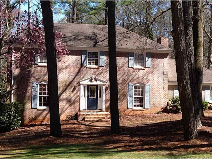 330 Jade Cove Drive, Roswell, GA 30075