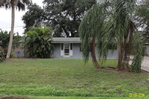 101 Oberlin Rd, Venice, FL 34293