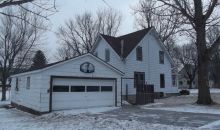 607 2nd Ave SW West Bend, IA 50597