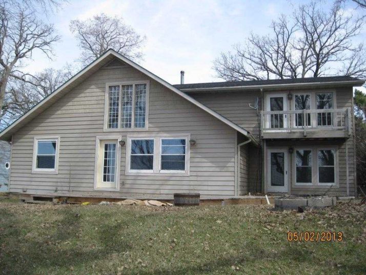 213 Bethesda St Nw, Alexandria, MN 56308