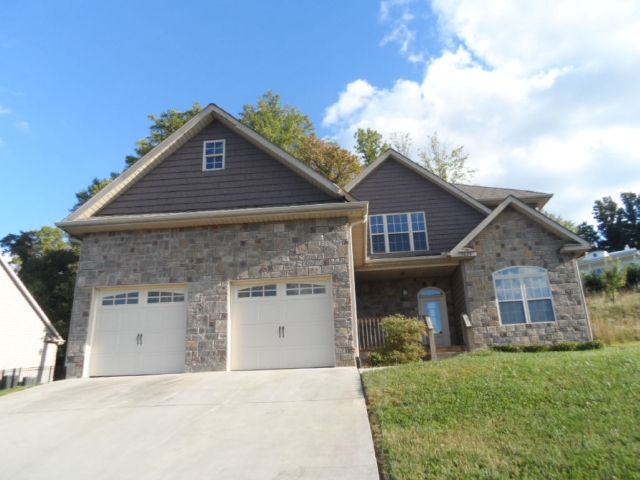 5024 Morningstar Ln, Knoxville, TN 37909