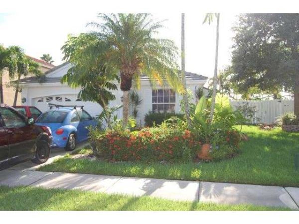 1041 173rd  Avenue, Hollywood, FL 33029