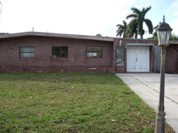 1913 High Ridge Road, Lake Worth, FL 33461