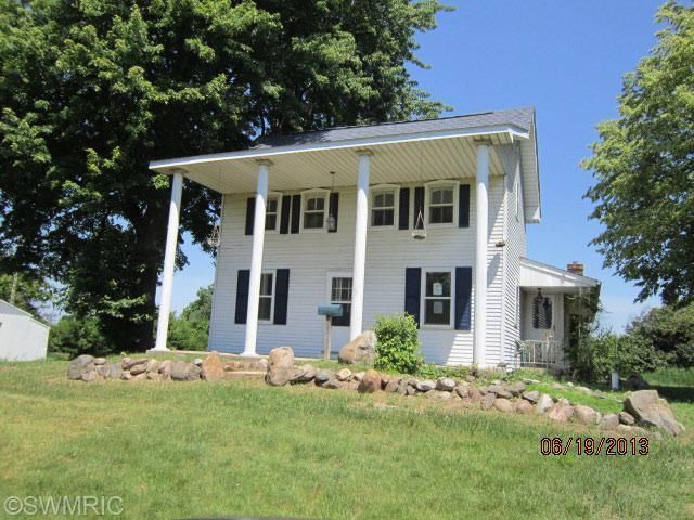 19525 L Dr N, Marshall, MI 49068