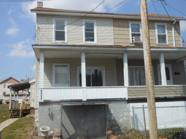 1269 3rd St, Windber, PA 15963