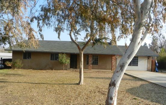 25813 Roxbury Drive, Madera, CA 93638