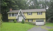 72 St Moritz Cir Willington, CT 06279