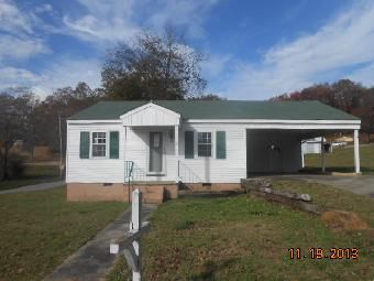 11 Joe Wheeler Ave, Russellville, AL 35653