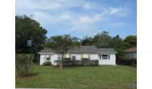 610 Orange St Auburndale, FL 33823