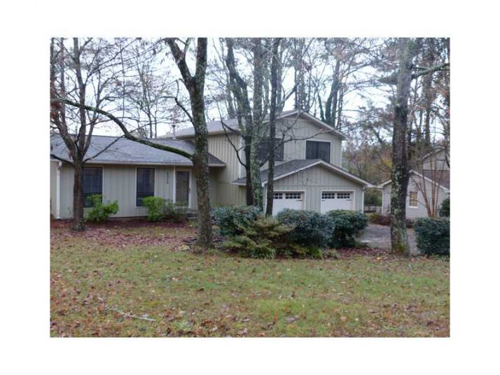 4570 Nantucket Drive Sw, Lilburn, GA 30047