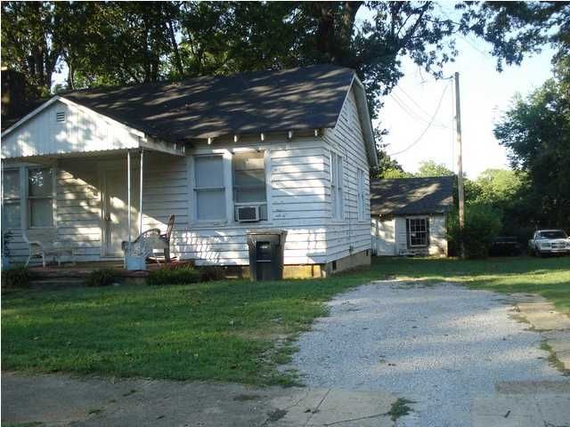 513 Howell St, Florence, AL 35630