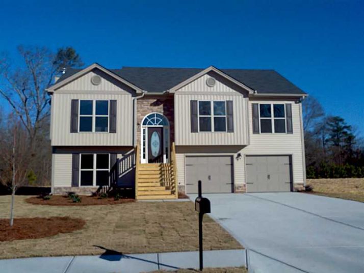 1668 Dillard Way, Bethlehem, GA 30620